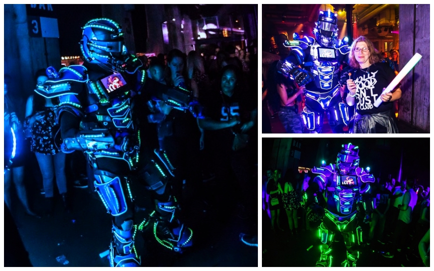 LED Robot Blue boeken? Spectaculaire futuristische act met blauwe LED en confetti. Perfect voor bedrijfsfeesten, openingen en festivals.